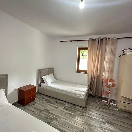 Thethi Mountain Konukevi